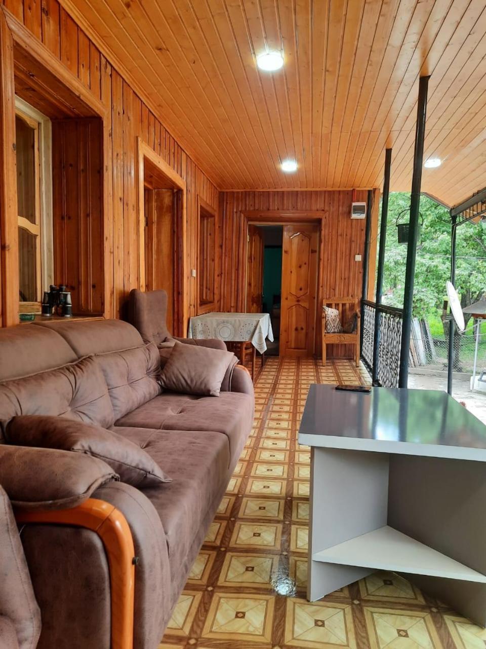 Guesthouse "Megi" ميستيا المظهر الخارجي الصورة