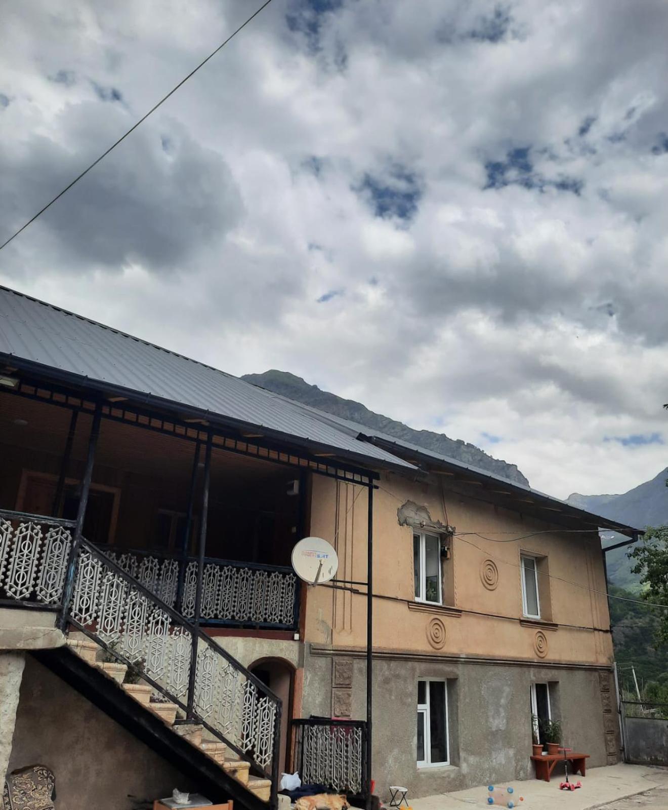 Guesthouse "Megi" ميستيا المظهر الخارجي الصورة
