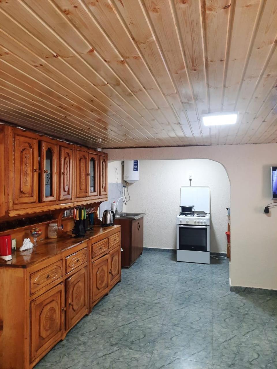Guesthouse "Megi" ميستيا المظهر الخارجي الصورة